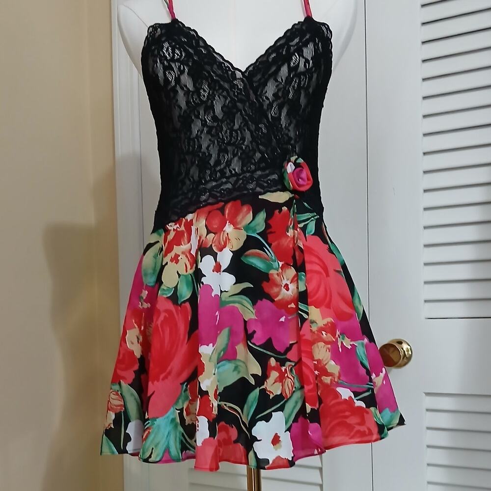 Victoria's Secret S Floral-Skirted Lace Teddy Adjustable Straps Flower Accent